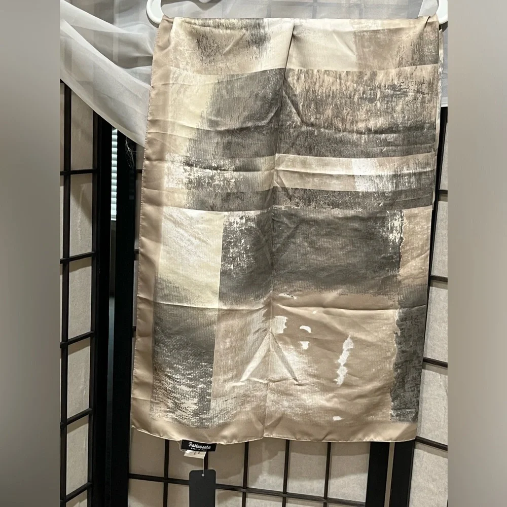 Elegant Black and Gray Scarf by FATTORSETA, MADE IN ITALY SIZE 34 X 34”